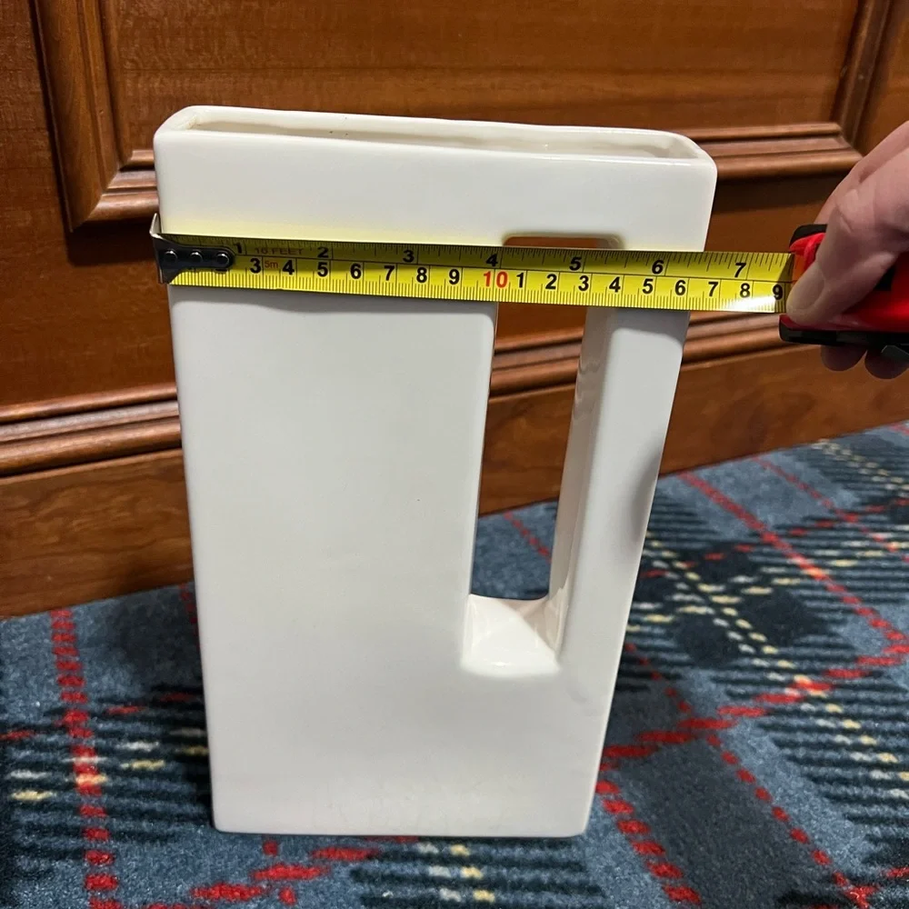 Vintage rectangular White Ceramic Chimney Vase - Picture 10 of 11